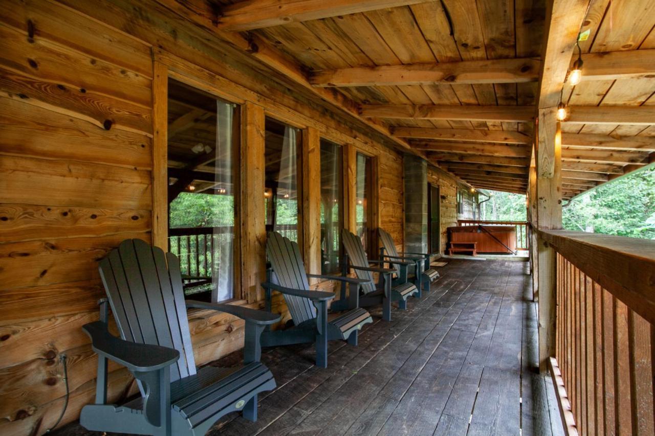 Forest Home Hot Tub Fire Pit Pool Table Pigeon Forge Exterior foto